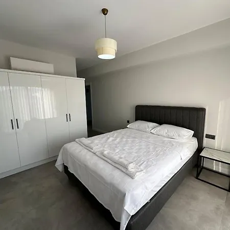 Venezia 4 Bedrooms *