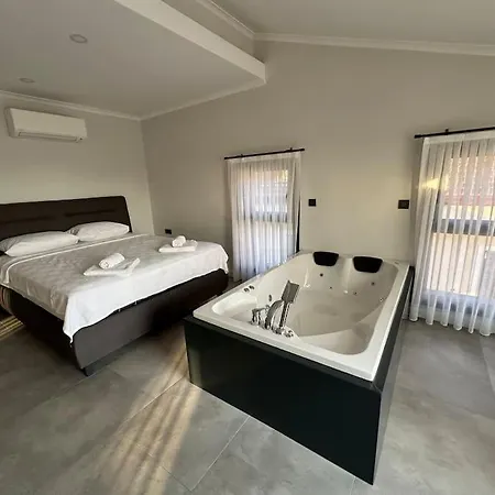 Venezia 4 Bedrooms Villa Fethiye